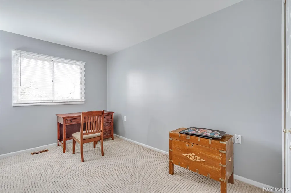 43470 Algonquin Drive Novi City, MI 48375