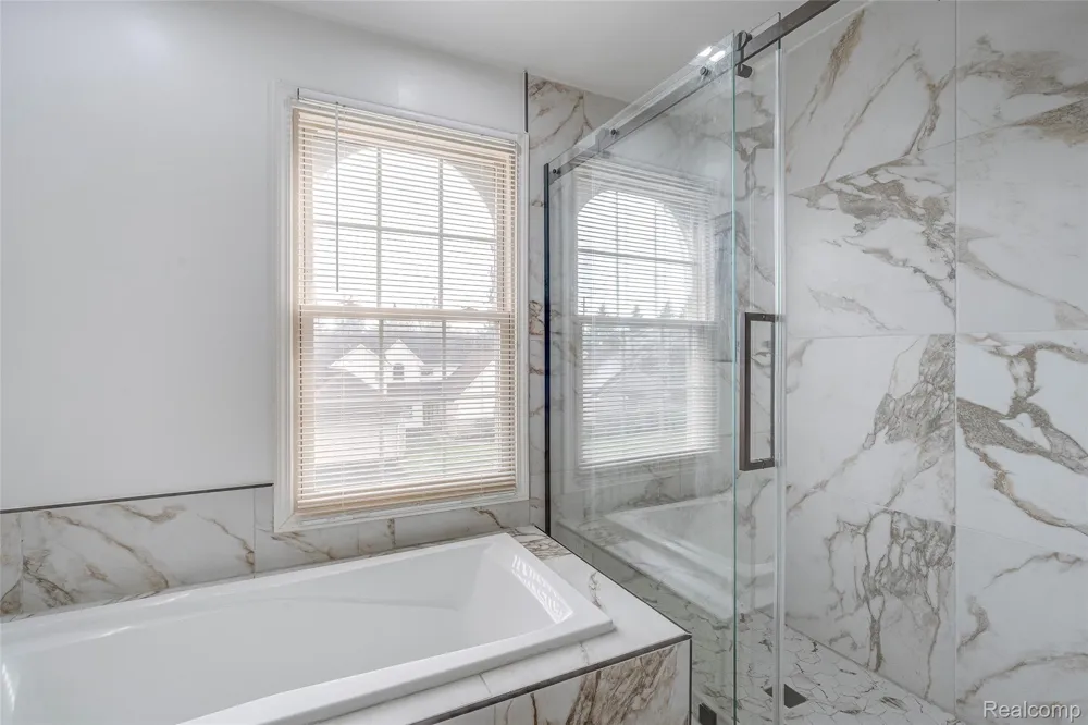 43470 Algonquin Drive Novi City, MI 48375