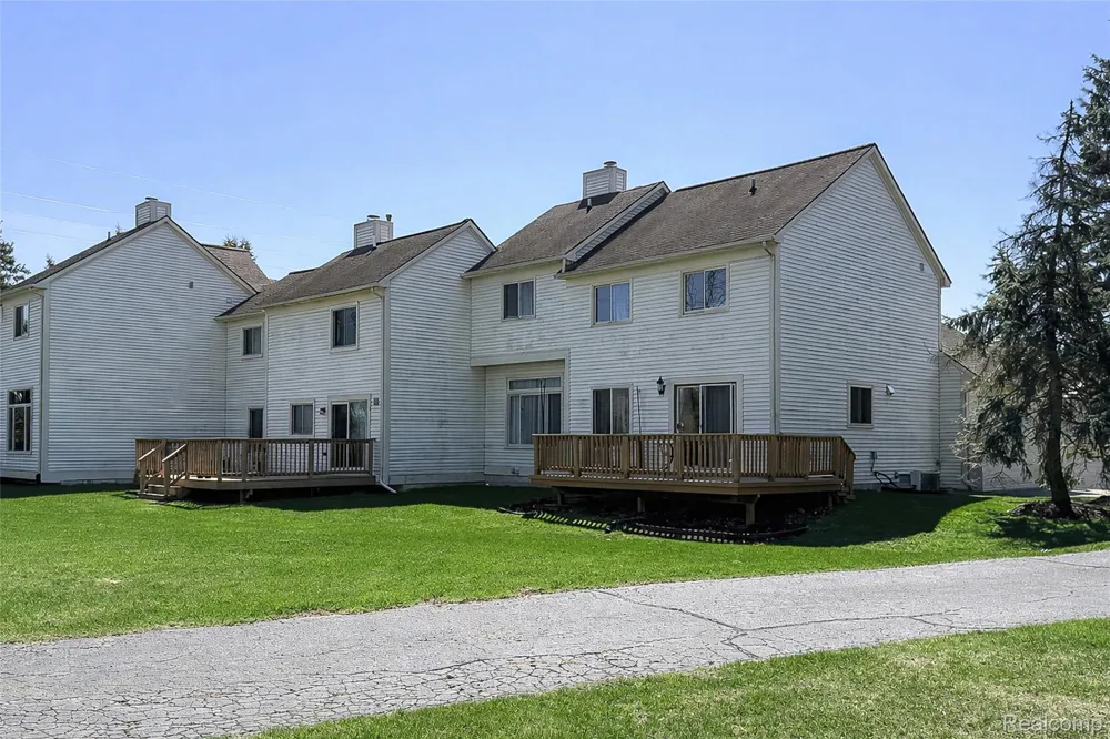 43470 Algonquin Drive Novi City, MI 48375