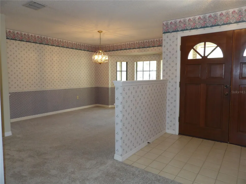 6282 FORESTWOOD DRIVE E Lakeland, FL 33811