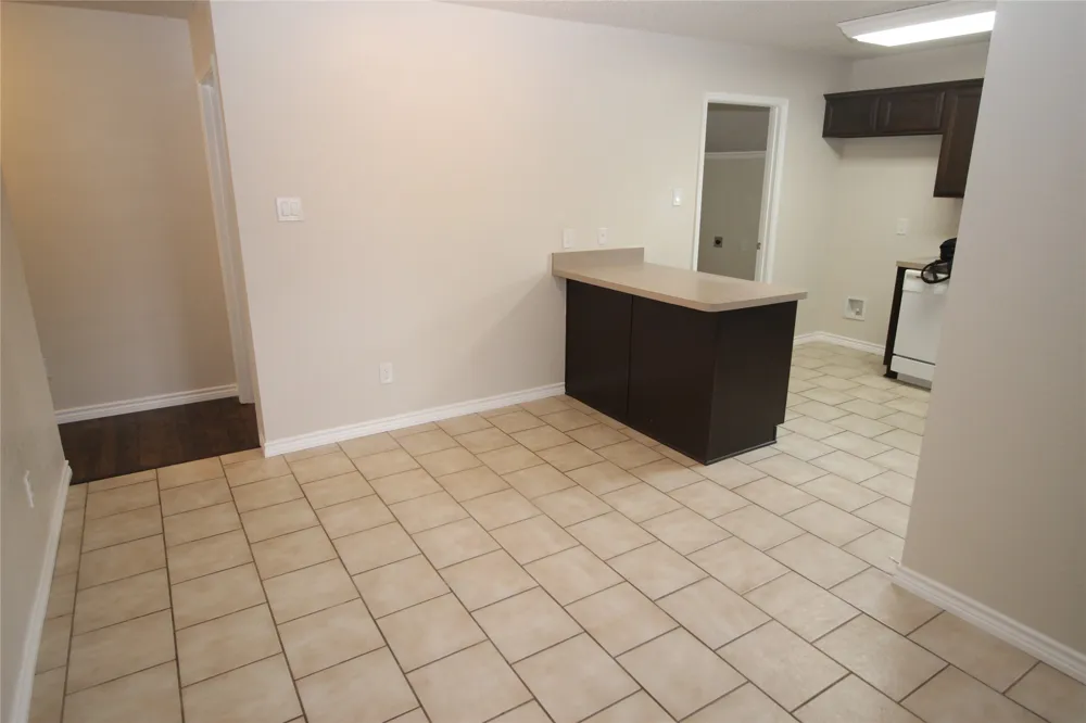 856 Mccully Street White Settlement, TX 76108