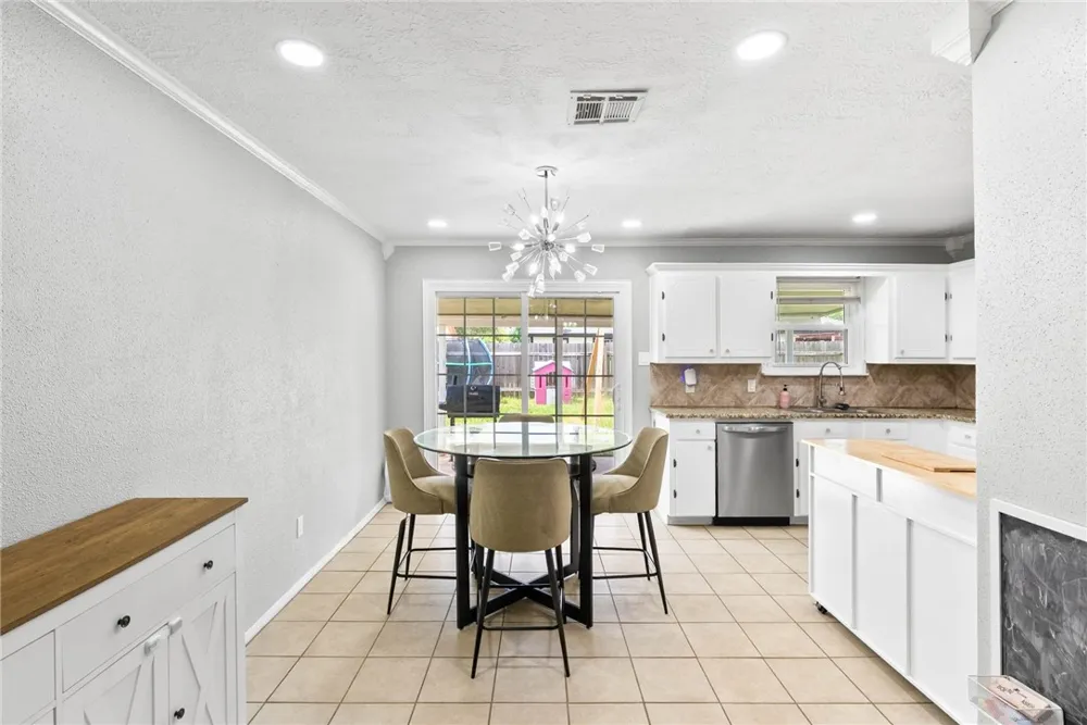 2329 Redwood Lane Ingleside, TX 78362