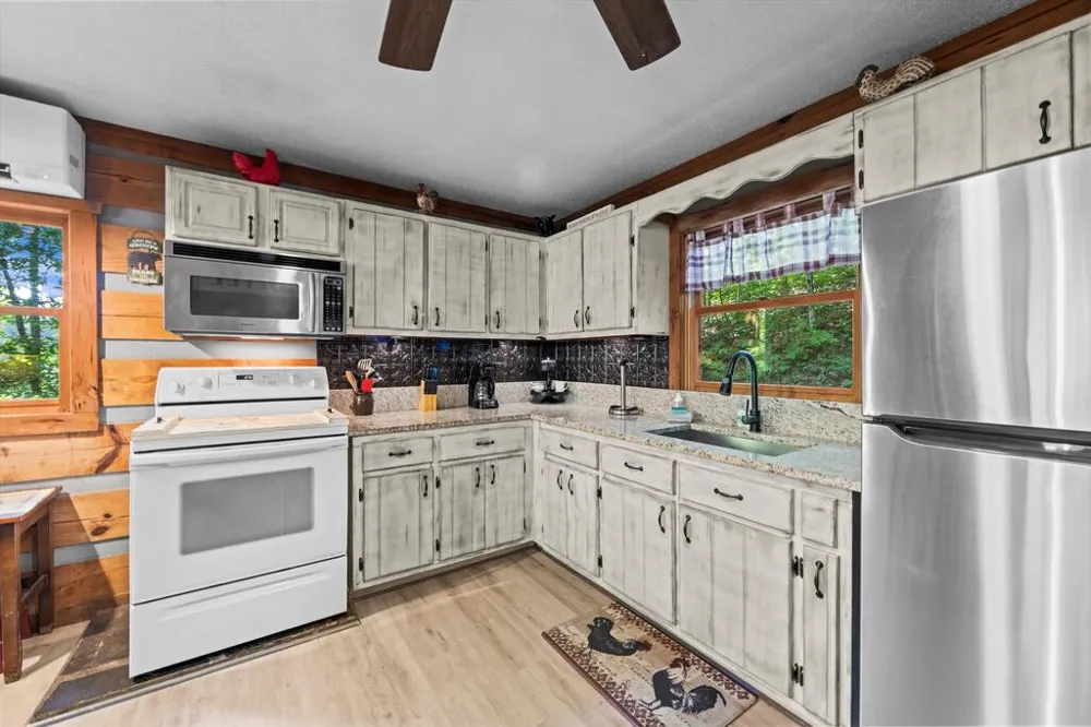 Buckner Branch Rd Bryson City, NC 28713