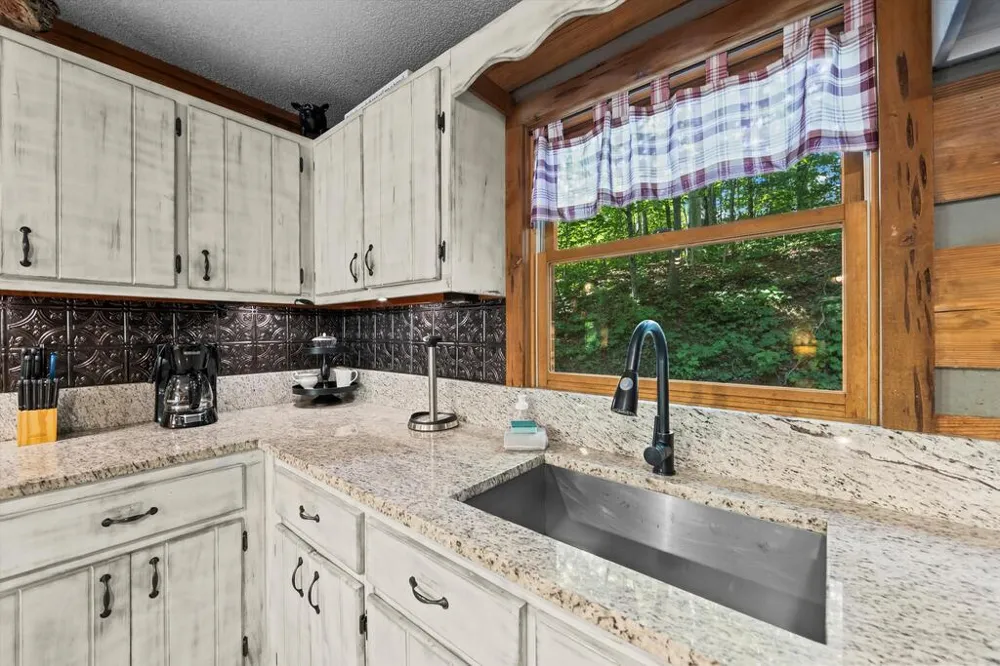 Buckner Branch Rd Bryson City, NC 28713