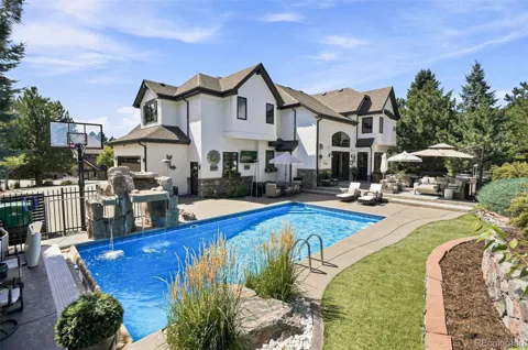 5112 Serene View Way