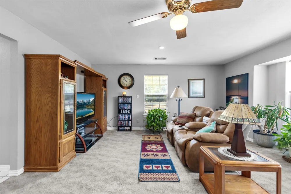 4886 White Rock Lone Oak, TX 75453