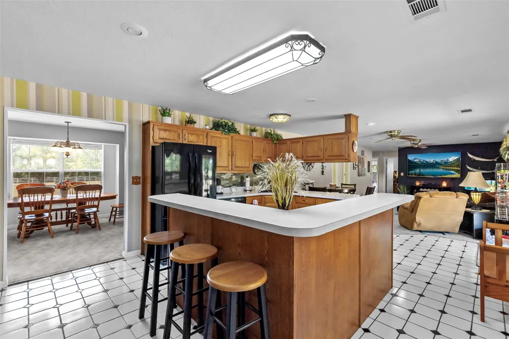 4886 White Rock Lone Oak, TX 75453
