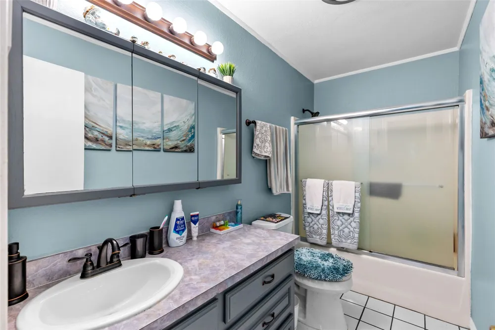 4886 White Rock Lone Oak, TX 75453