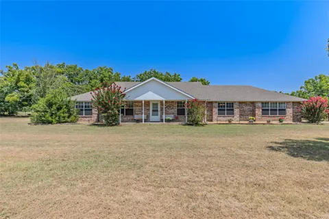 4886 White Rock