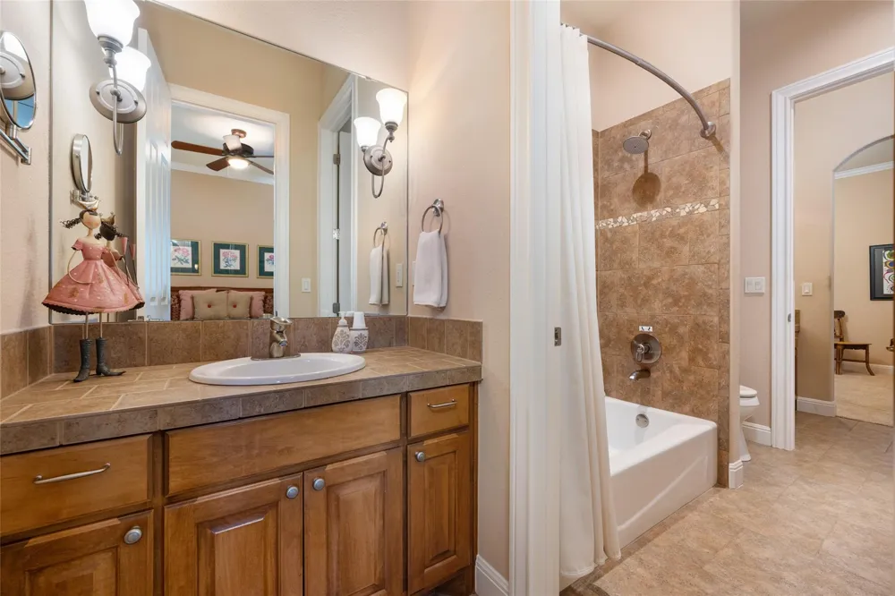 27017 Masters Parkway Spicewood, TX 78669