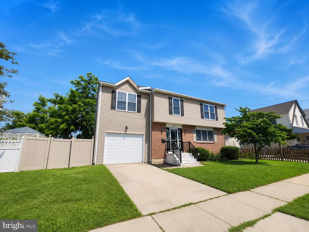 2017 CHESTNUT STREET Holmes, PA 19043