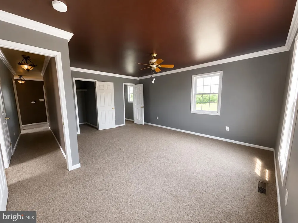 2017 CHESTNUT STREET Holmes, PA 19043