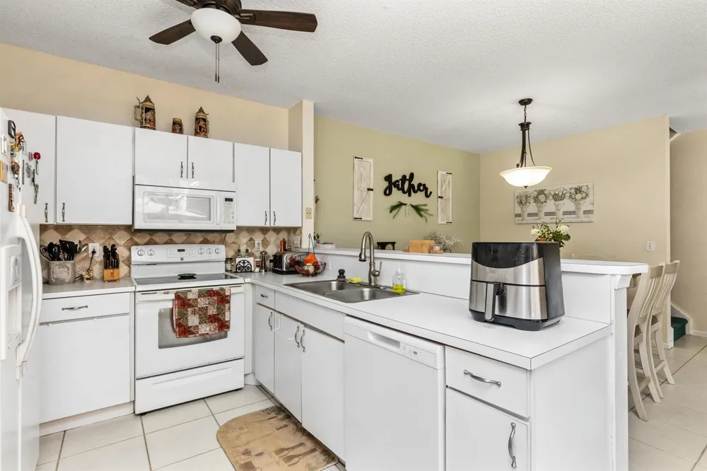 11912 ROYAL PALM BOULEVARD Coral Springs, FL 33065