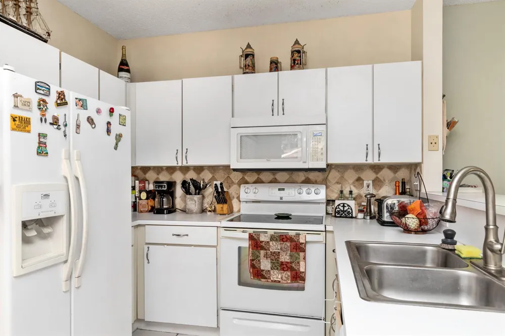 11912 ROYAL PALM BOULEVARD Coral Springs, FL 33065