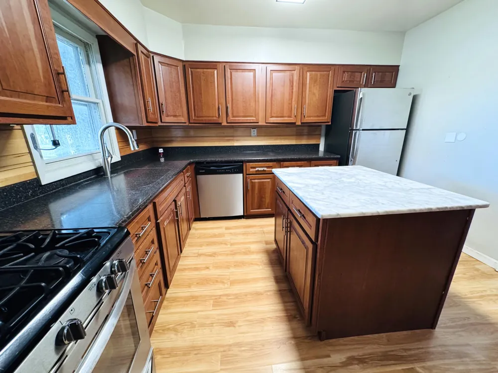 37 Lincoln Avenue Niles City, MI 49120