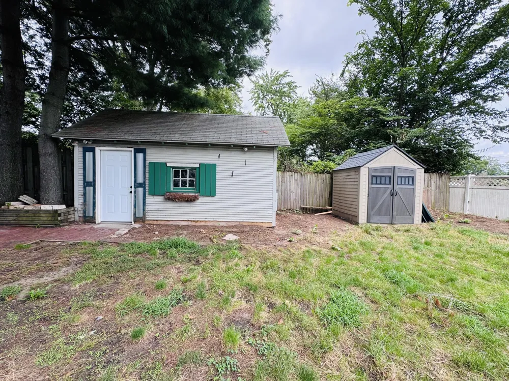 37 Lincoln Avenue Niles City, MI 49120