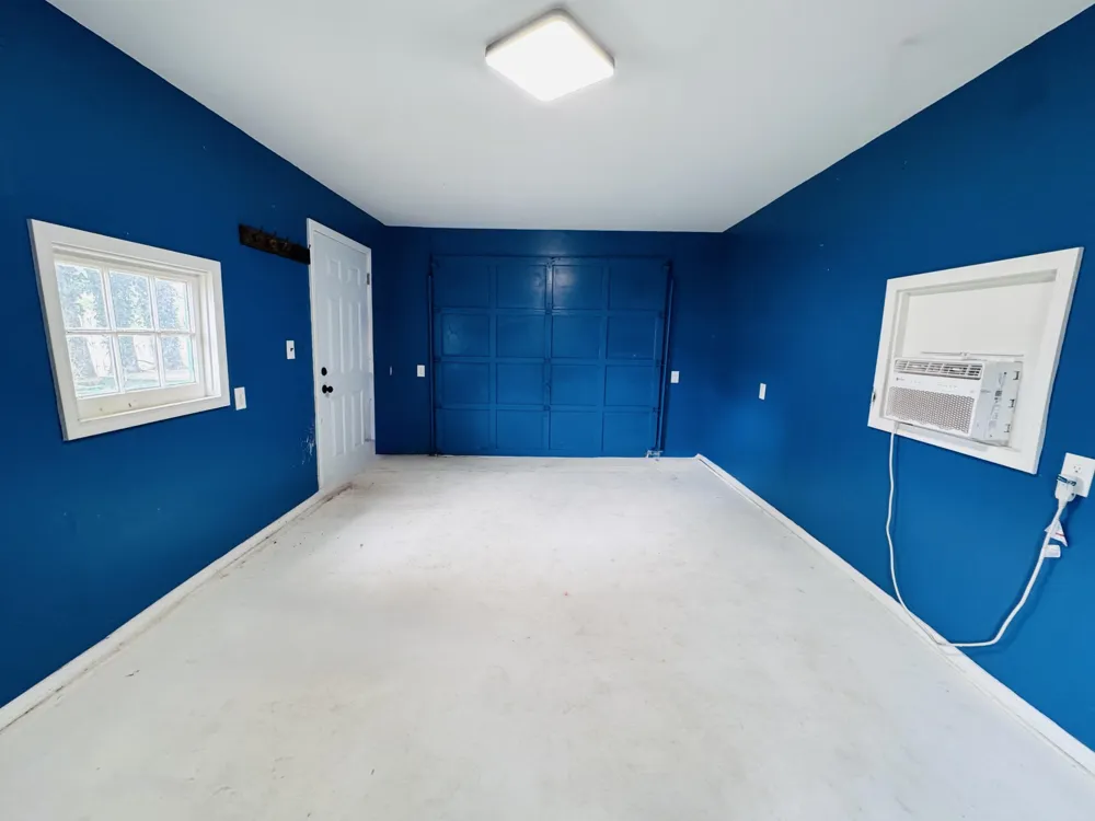 37 Lincoln Avenue Niles City, MI 49120