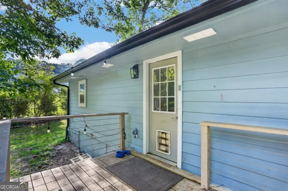 1374 Shangrila CIR Riverdale, GA 30296