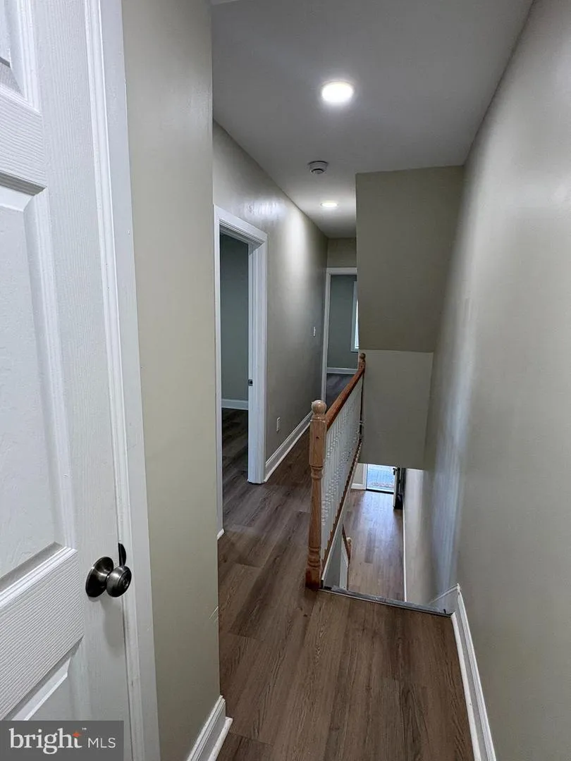 16 LANDING STREET Trenton, NJ 08611