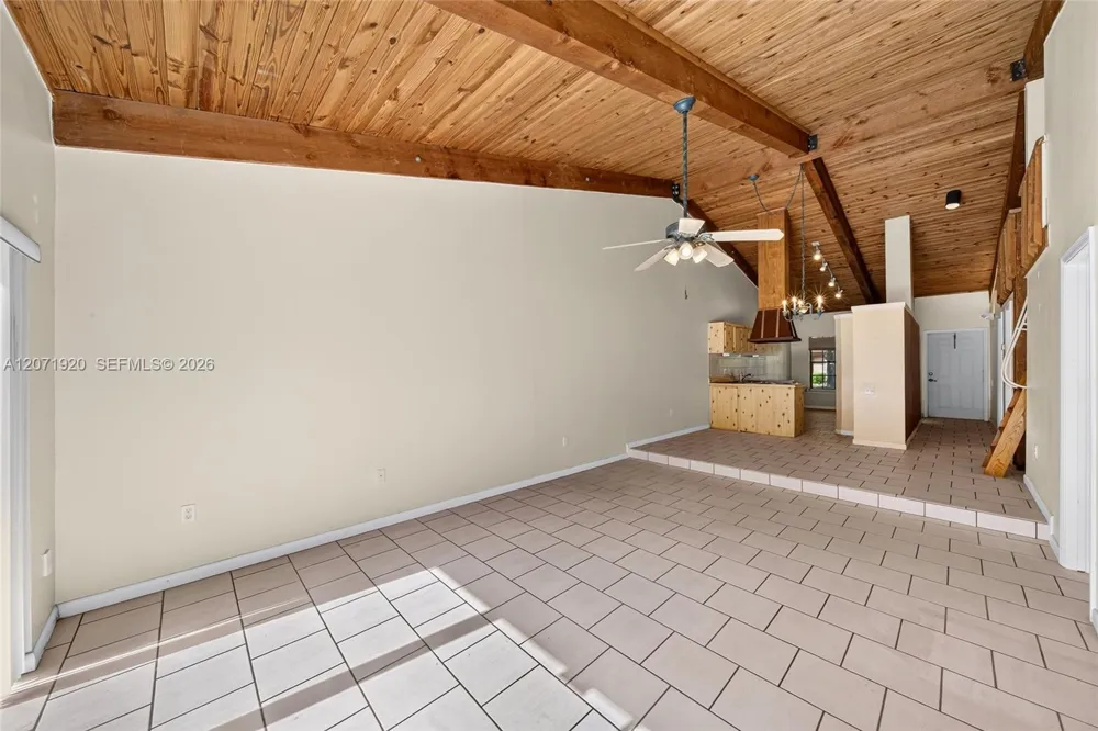 13504 SW 102nd Ln Miami, FL 33186