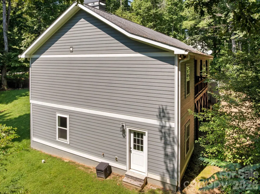 72 Summer Shade Court Hendersonville, NC 28792