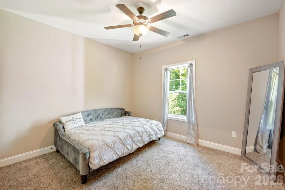 72 Summer Shade Court Hendersonville, NC 28792