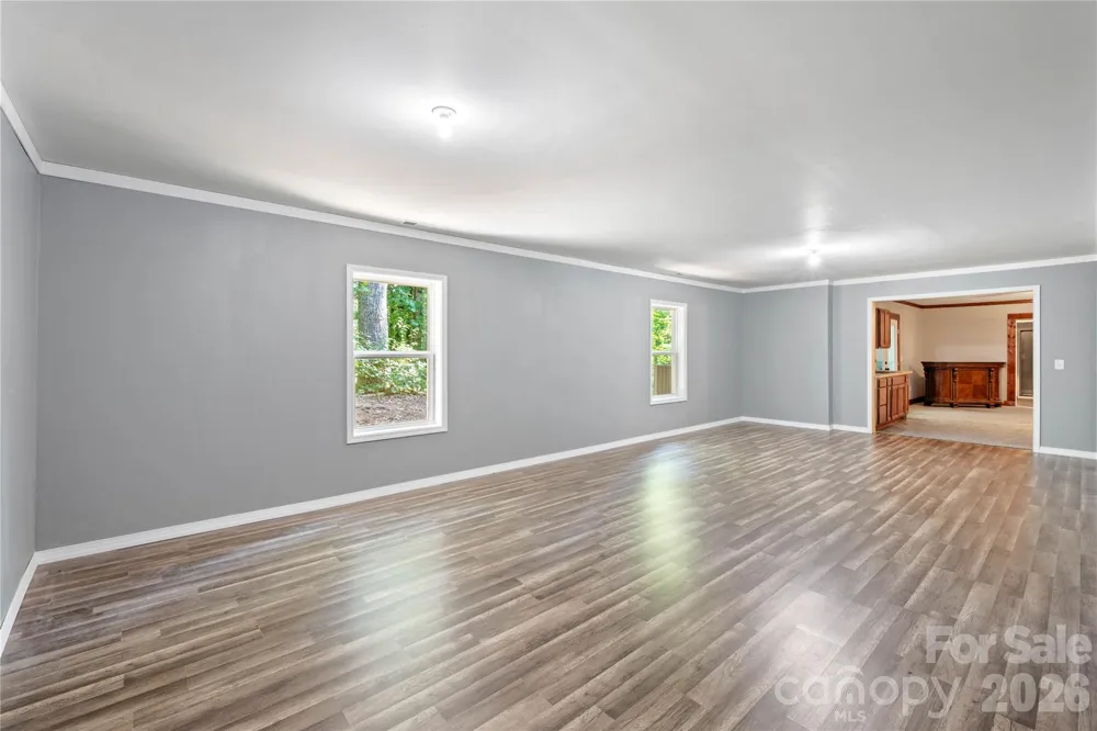 72 Summer Shade Court Hendersonville, NC 28792