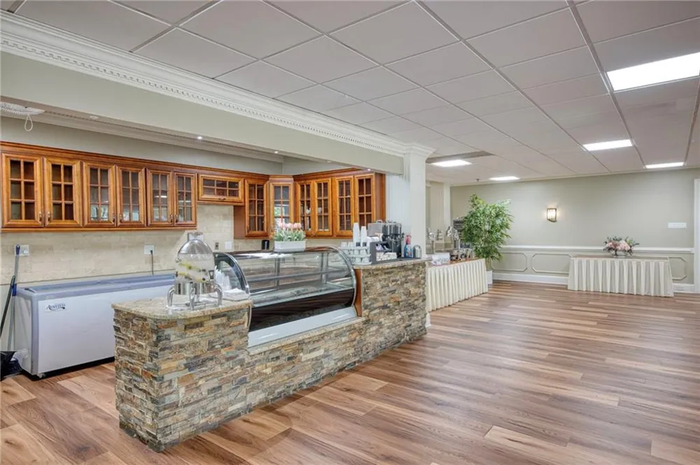 300 Johnson Ferry Road #A207 Sandy Springs, GA 30328