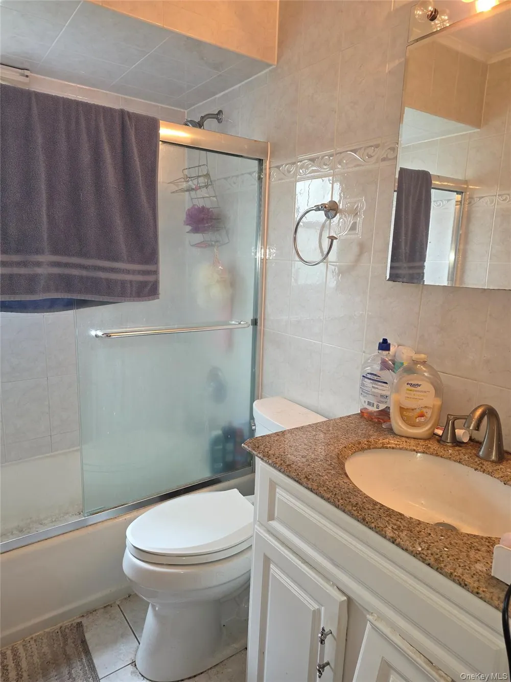 147 Miller Road Hicksville, NY 11801
