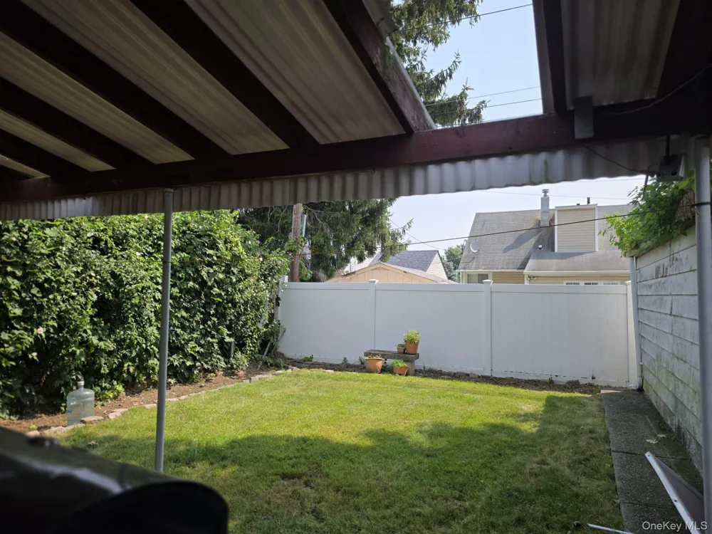 147 Miller Road Hicksville, NY 11801