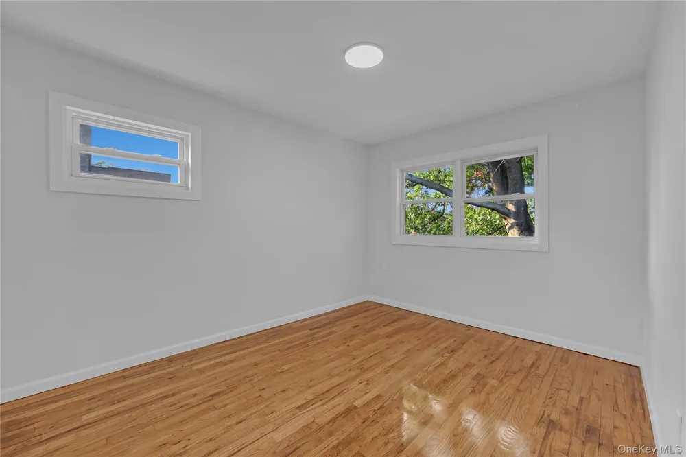 931 E 232nd Street Bronx, NY 10466