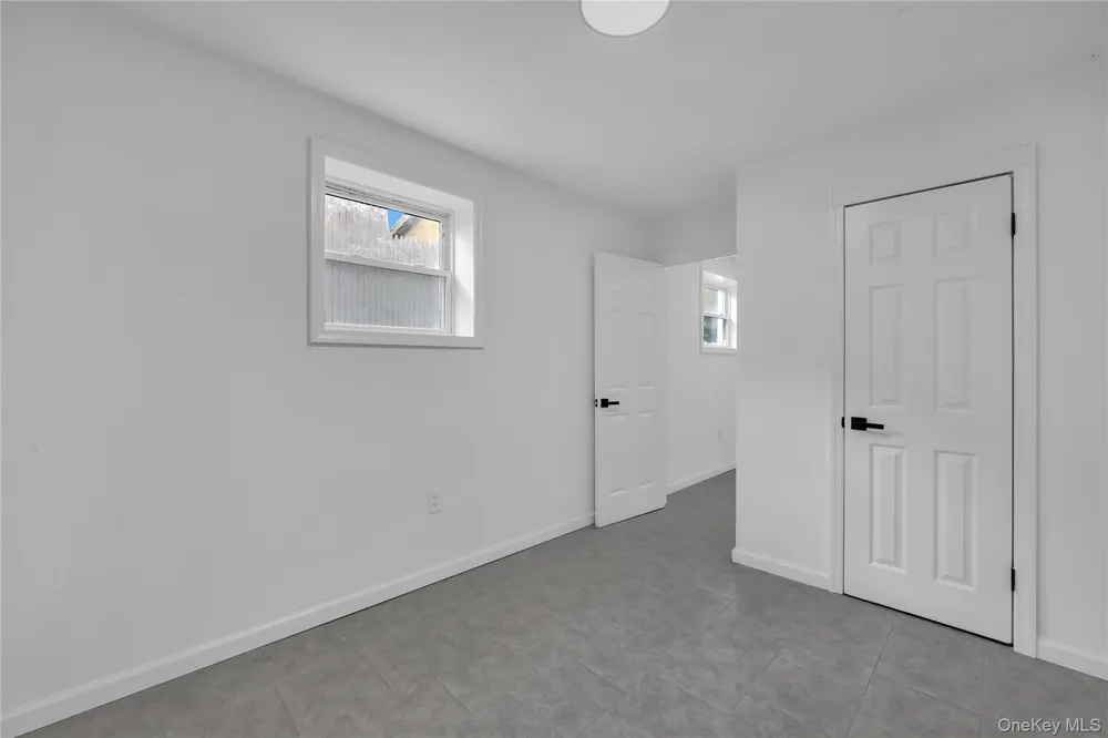 931 E 232nd Street Bronx, NY 10466