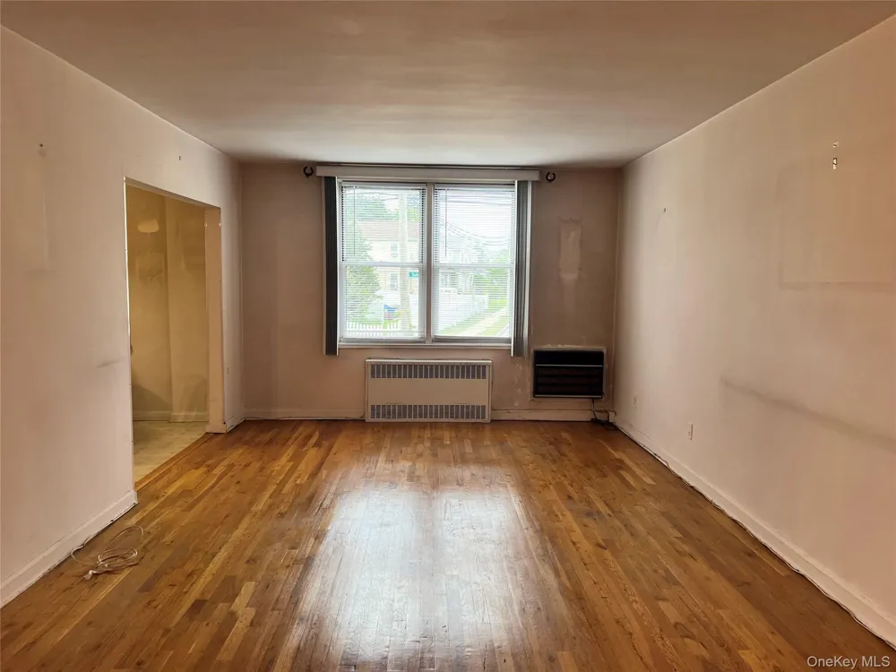530 Dubois Avenue #6A Valley Stream, NY 11581