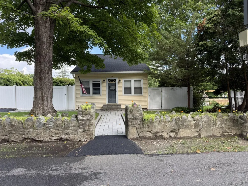78 Argyle Street Lake Peekskill, NY 10537