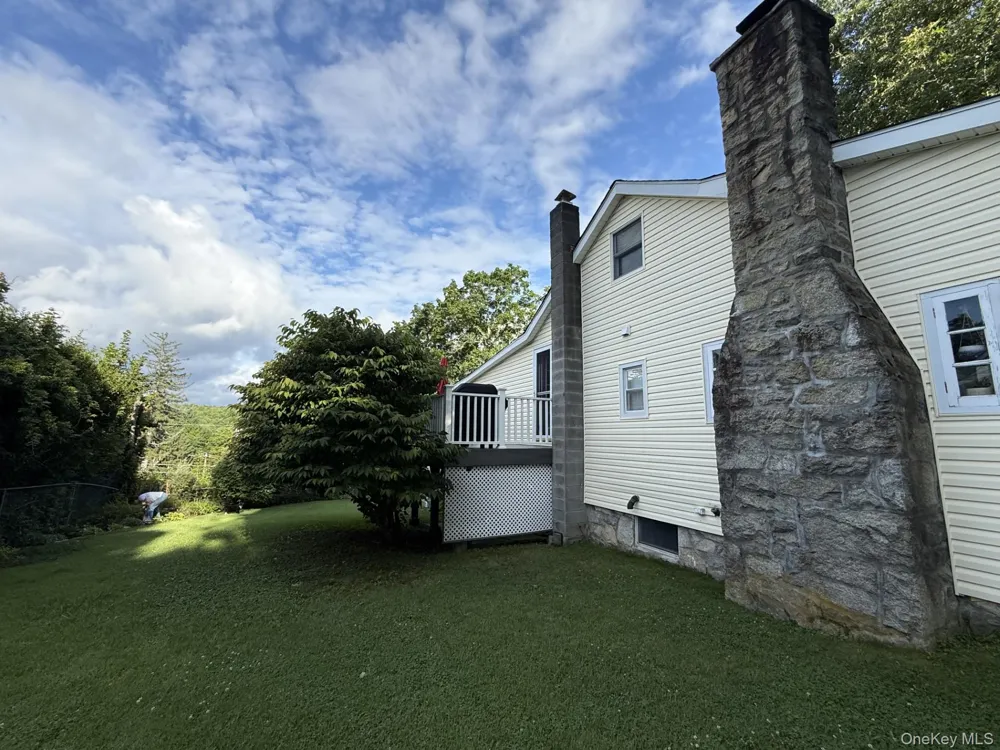78 Argyle Street Lake Peekskill, NY 10537