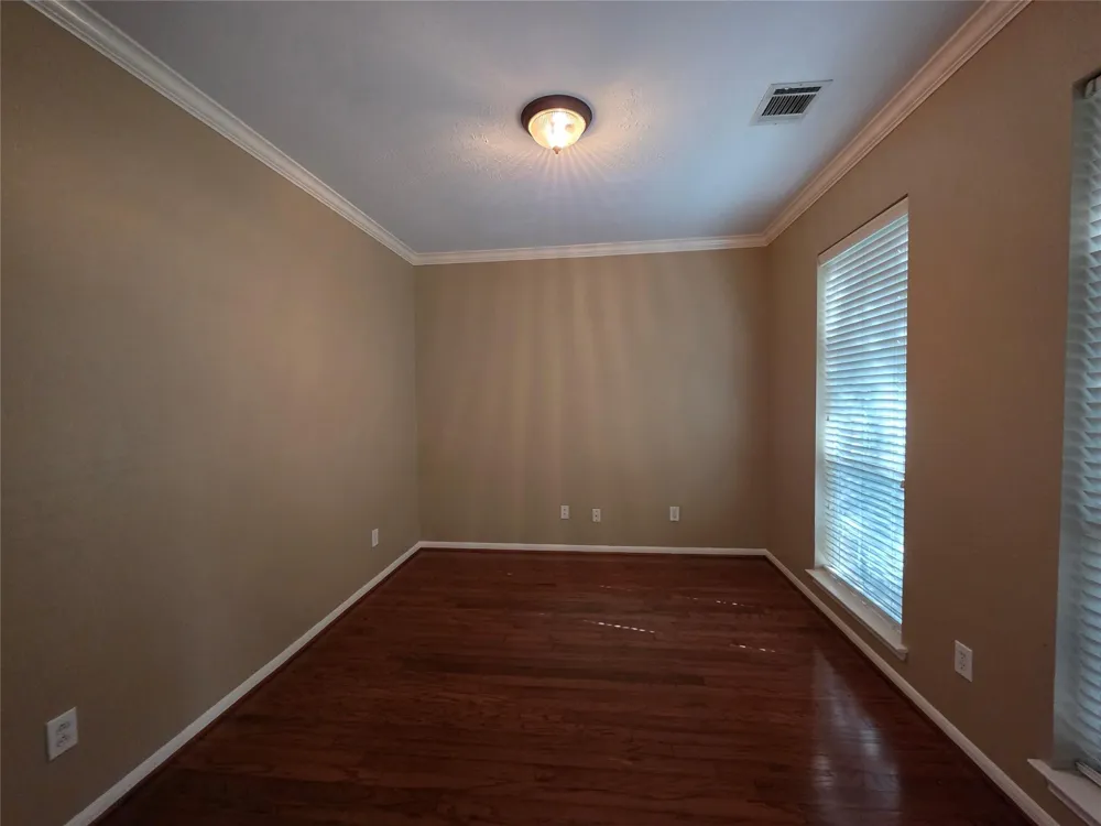 120 Emerald Cloud Lane League City, TX 77573