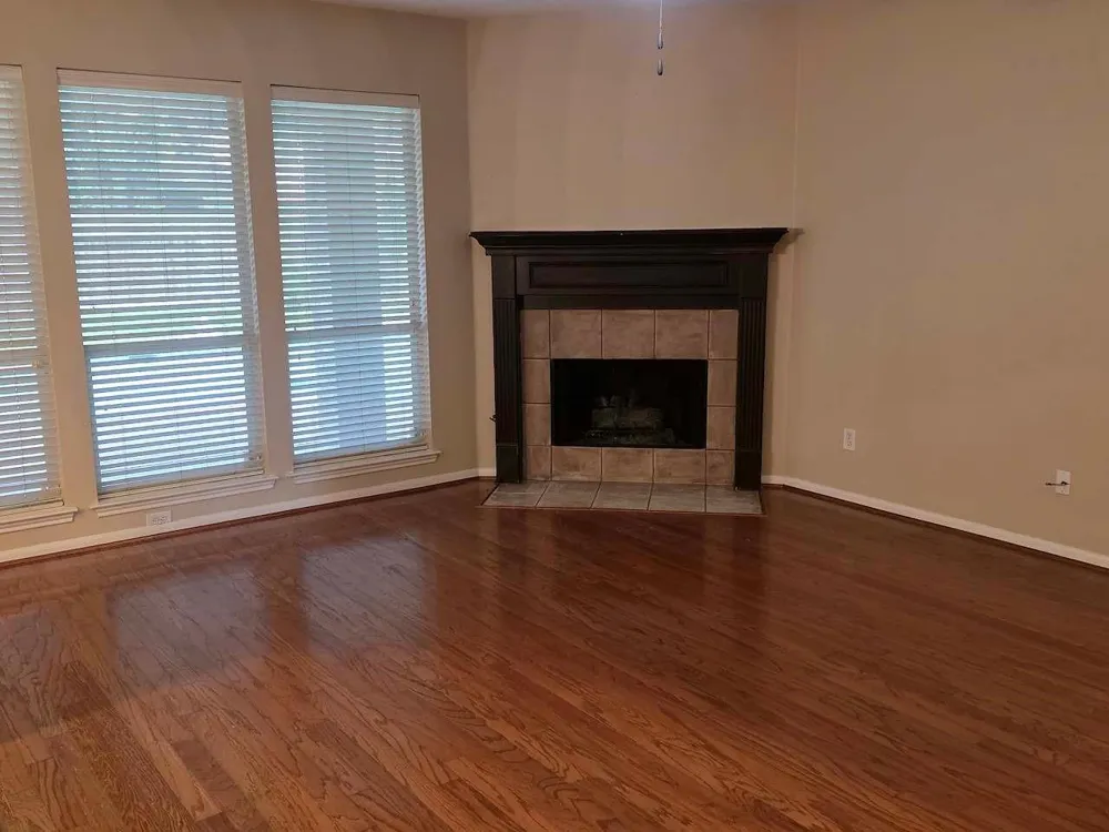 120 Emerald Cloud Lane League City, TX 77573