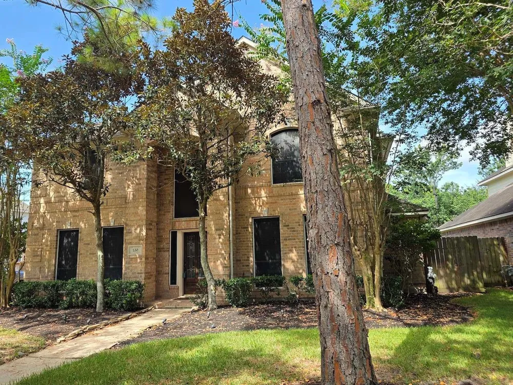 120 Emerald Cloud Lane League City, TX 77573