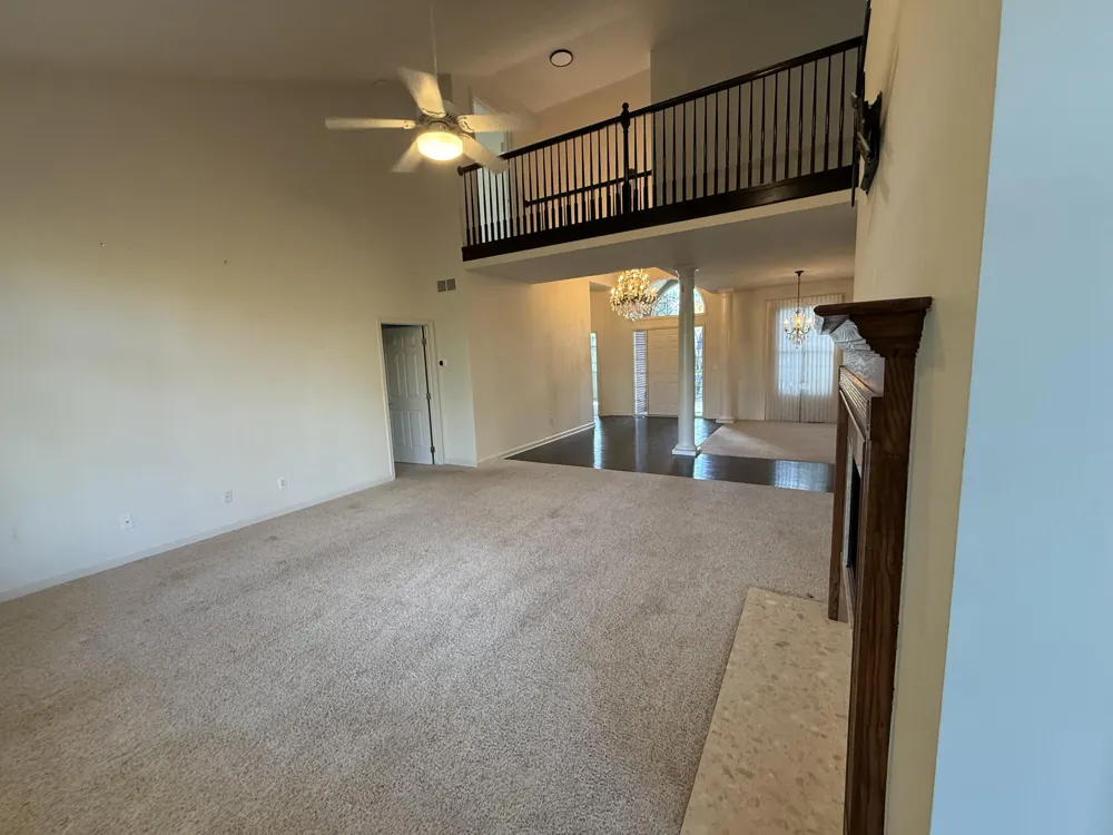 18145 Shoreline Court Northville, MI 48168