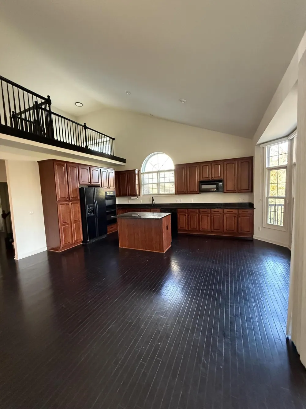 18145 Shoreline Court Northville, MI 48168
