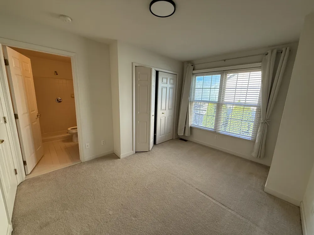 18145 Shoreline Court Northville, MI 48168