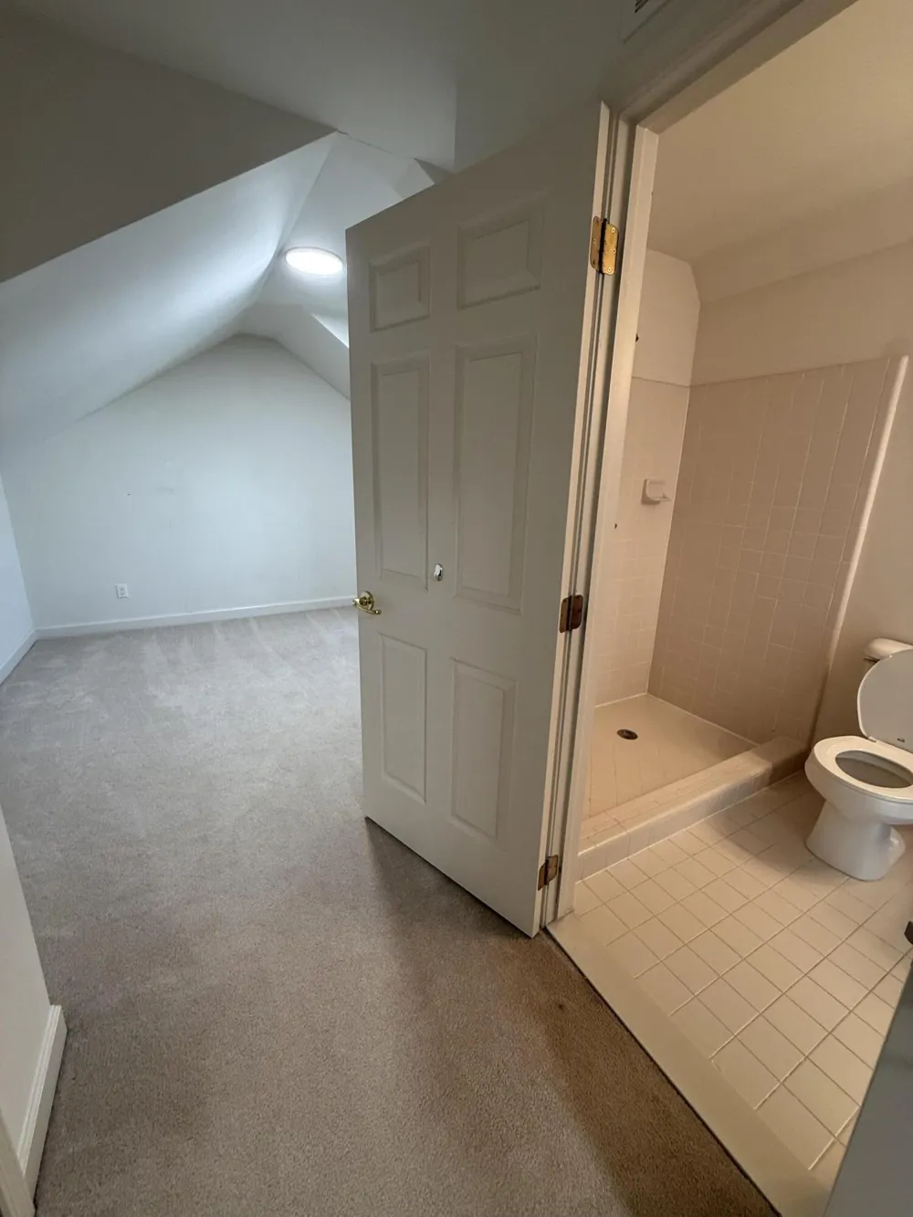 18145 Shoreline Court Northville, MI 48168