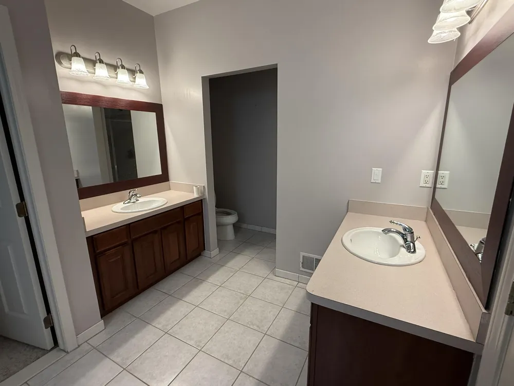 18145 Shoreline Court Northville, MI 48168