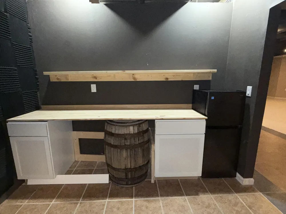 18145 Shoreline Court Northville, MI 48168