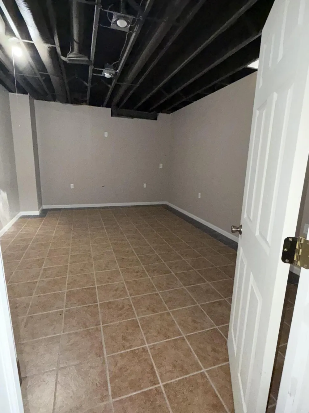 18145 Shoreline Court Northville, MI 48168