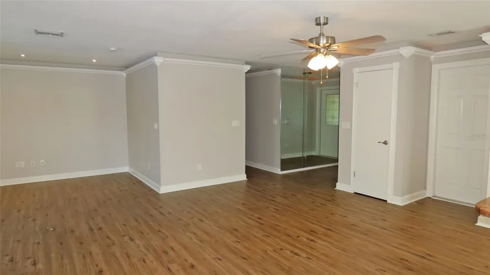 2376 MILLWOOD LANE Clearwater, FL 33763