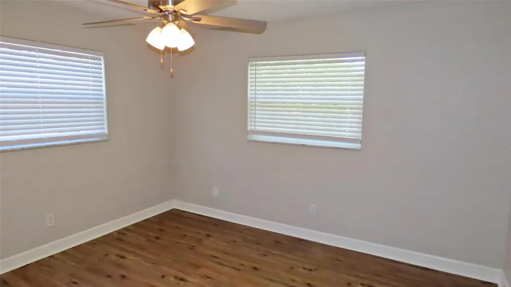 2376 MILLWOOD LANE Clearwater, FL 33763