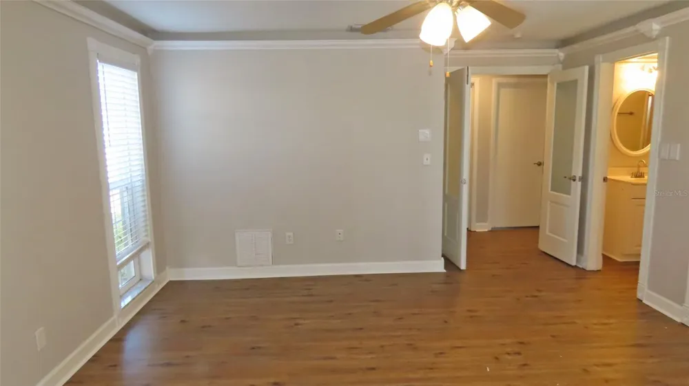2376 MILLWOOD LANE Clearwater, FL 33763
