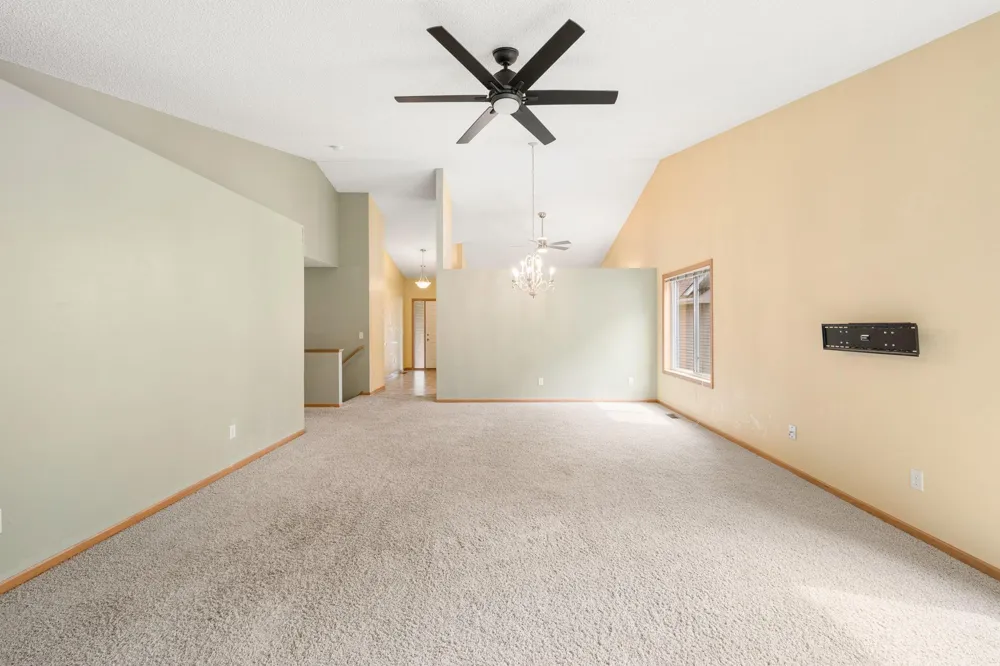 12554 Thrush Street NW Coon Rapids, MN 55448