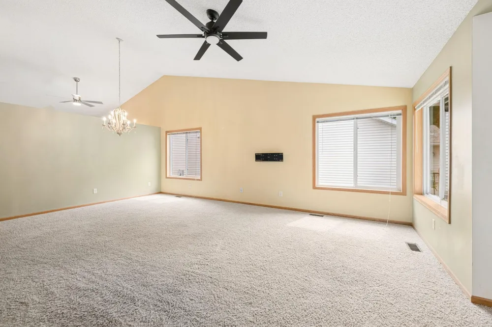 12554 Thrush Street NW Coon Rapids, MN 55448
